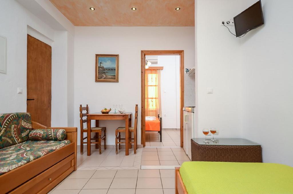 Sofia Studios Agia Anna  Room photo